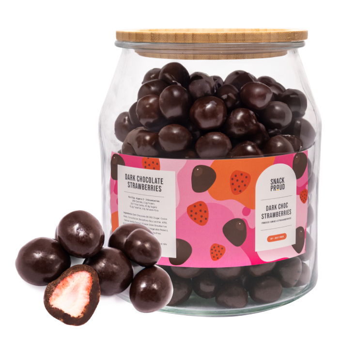 Foodservice - Dark Choc Freeze-Dried Strawberry Nuggets, 1kg